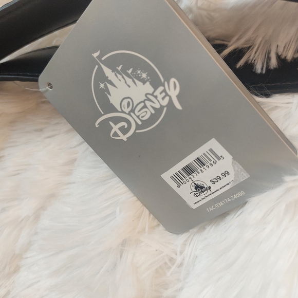 Disney NBC Jack Frightfully Festive Red and Black Checkered Tote Reindeer Bag - Picture 4 of 13